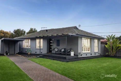 17 Vaucluse Ave, Gladstone Park, VIC 3043