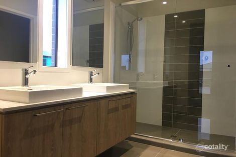 Property photo of 14 Moonlight Way Mickleham VIC 3064