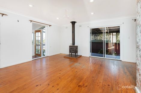 Property photo of 98 Lakeside Drive Koonawarra NSW 2530