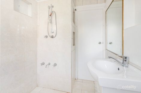 Property photo of 98 Lakeside Drive Koonawarra NSW 2530