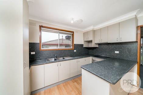 Property photo of 3 Willow Street Kooringal NSW 2650