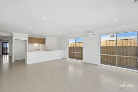 Property photo of 79 Highbury Road Clyde North VIC 3978