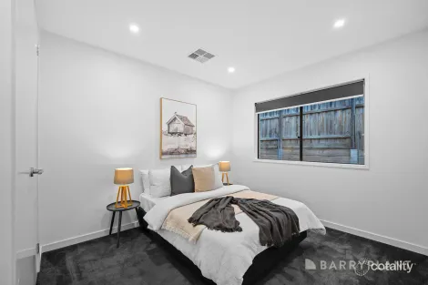 Property photo of 6 Lancer Way Chirnside Park VIC 3116