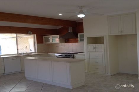 12 Shetland Rise, Kinross, WA 6028