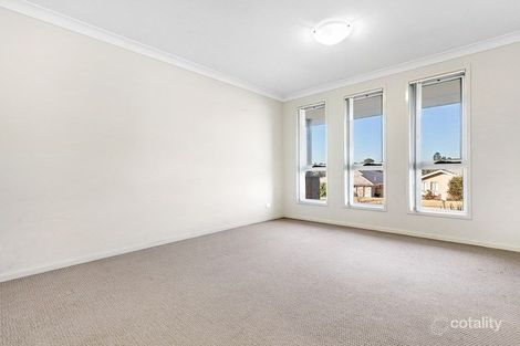 Property photo of 36 Tempranillo Crescent Cessnock NSW 2325