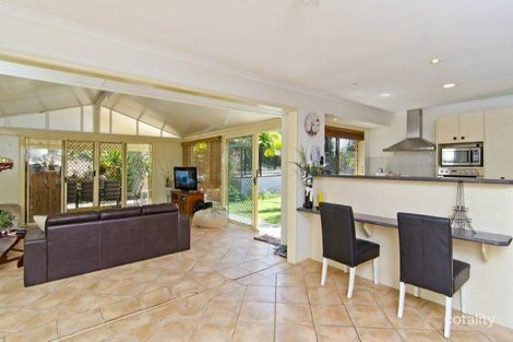 Property photo of 47 Renfrew Drive Highland Park QLD 4211