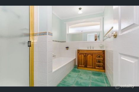 Property photo of 5 Furner Avenue Bell Park VIC 3215