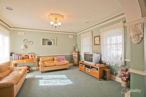 Property photo of 11 Lindsay Place Bacchus Marsh VIC 3340