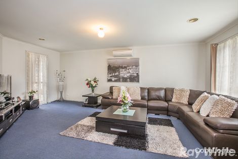 Property photo of 7 Barina Way Mill Park VIC 3082