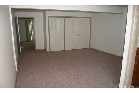 Property photo of 27 Camms Road Cranbourne VIC 3977