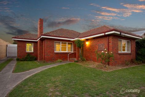 11 Eleebana Ave, Hughesdale, VIC 3166