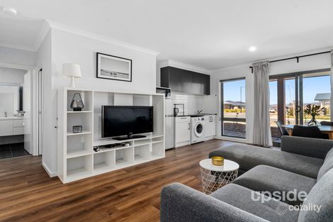 Property photo of 108 Weatherstone Circuit Googong NSW 2620