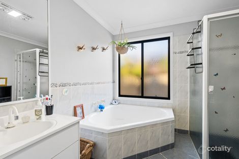 Property photo of 123 Brittania Drive Watanobbi NSW 2259