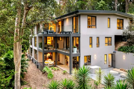 15 Barkala Rd, Bayview, NSW 2104