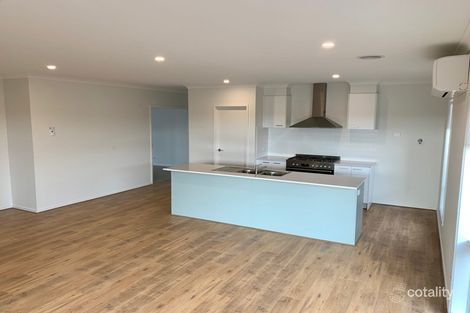 Property photo of 29 Cochrane Avenue Mickleham VIC 3064