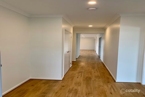 Property photo of 29 Cochrane Avenue Mickleham VIC 3064