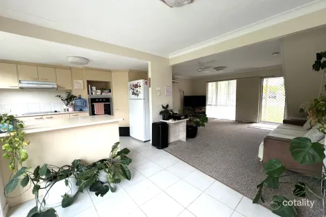 34/20 St Kevins Ave, Benowa, QLD 4217