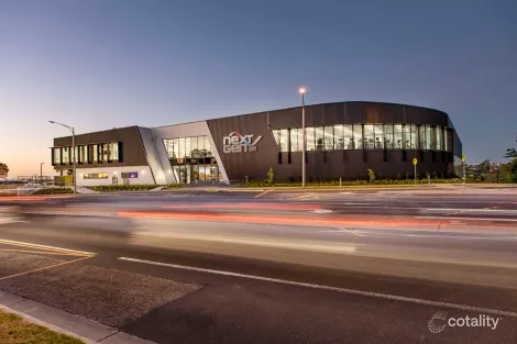 Property photo of 33 Members Drive Doncaster VIC 3108