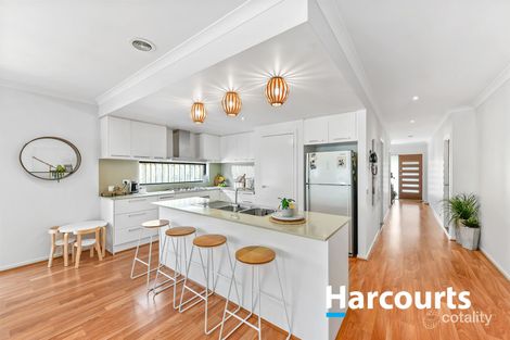 Property photo of 17 Lemon Grove Cranbourne West VIC 3977