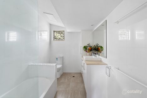 Property photo of 23 Hoey Street Wavell Heights QLD 4012