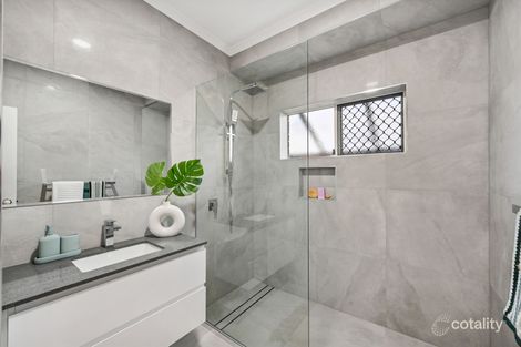 Property photo of 28 Young Circuit Kirwan QLD 4817