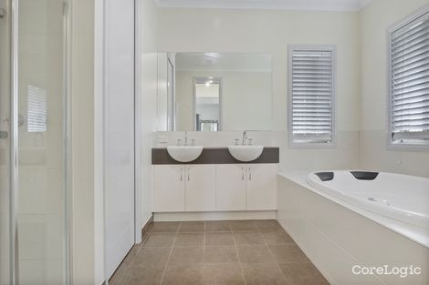 Property photo of 2 Argyle Place Kialla VIC 3631