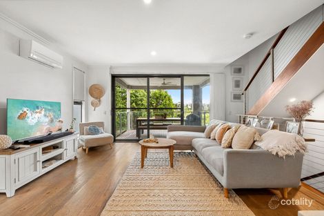 Property photo of 30 Brooklyn Crescent Robina QLD 4226