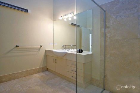 Property photo of 3/6-8 Halyard Court Ocean Shores NSW 2483