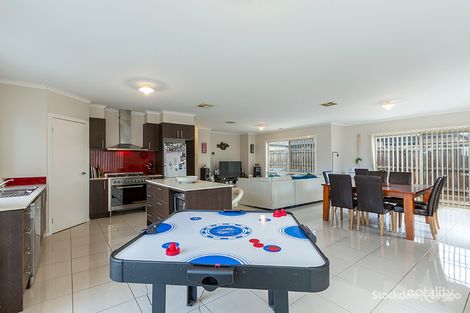 Property photo of 11 Lone Pine Square Bacchus Marsh VIC 3340