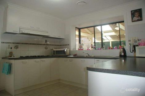 Property photo of 11 Avoca Court Werribee VIC 3030