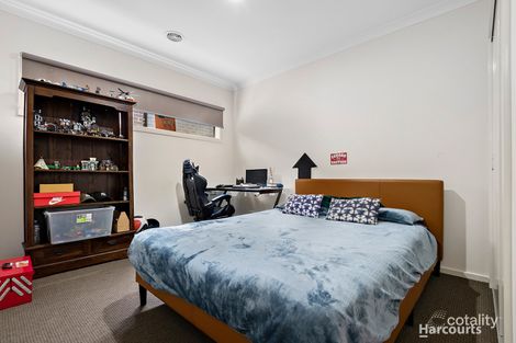 Property photo of 14 Inspiration Circuit Pakenham VIC 3810