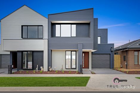 5 Medoc Bvd, Deanside, VIC 3336