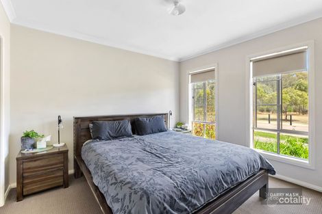 Property photo of 11 Creek View End Wangaratta VIC 3677