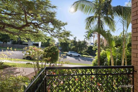 Property photo of 1/22 Stirrat Street Coorparoo QLD 4151