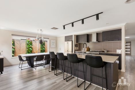 Property photo of 18 Macadamia Street Doreen VIC 3754