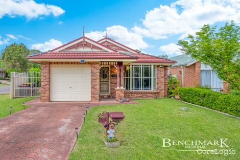 35 Tusculum Ct, Wattle Grove, NSW 2173