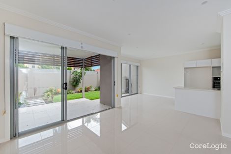 Property photo of 2/21 Passage Street Cleveland QLD 4163