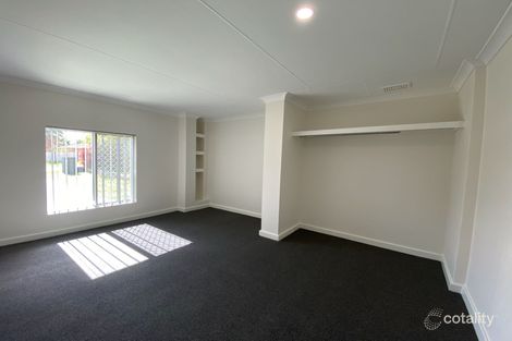 2 Madden Way, Parmelia, WA 6167