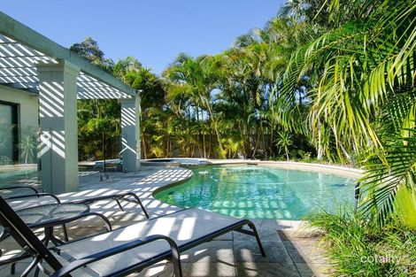 Property photo of 2 Steyning Court Arundel QLD 4214