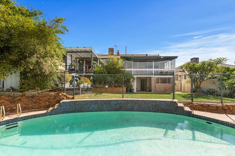 Property photo of 18 Princess Road Doubleview WA 6018