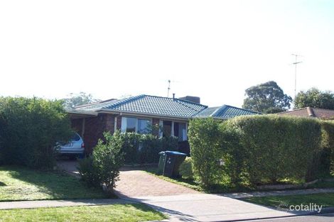 Property photo of 10 Arthur Phillip Drive Endeavour Hills VIC 3802