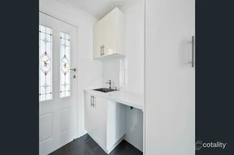 Property photo of 18 Lialeeta Crescent Smithton TAS 7330