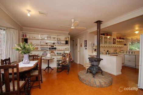 4 Aqueduct Ave, Mount Evelyn, VIC 3796