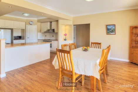 Property photo of 28 Vaucluse Place Parkinson QLD 4115