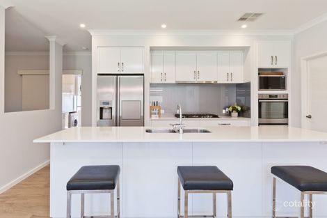 Property photo of 37 Avocet Road Stirling WA 6021