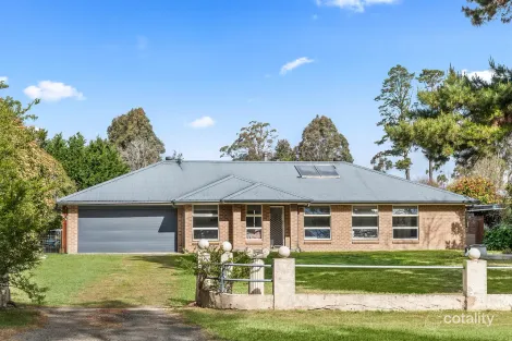 15 Railway Pde, Wingello, NSW 2579