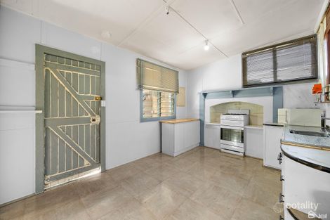 Property photo of 5 Maxwell Street Serpentine WA 6125