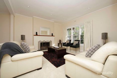 Property photo of 31 Hutchins Street Yarralumla ACT 2600