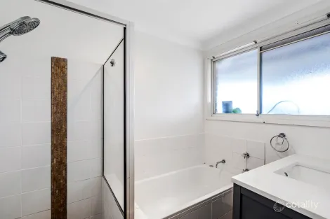 Property photo of 247 Bennett Road St Clair NSW 2759