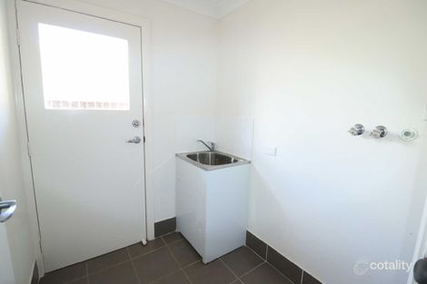 Property photo of 60 Elizabeth Jolley Crescent Franklin ACT 2913